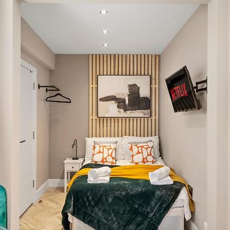 Cosy Heathrow Studios - Parking - Garden Λονδίνο Εξωτερικό φωτογραφία